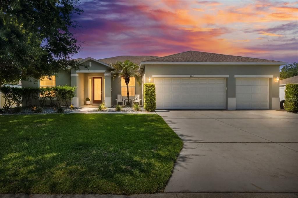 For Sale: $409,900 (4 beds, 2 baths, 2486 Square Feet)