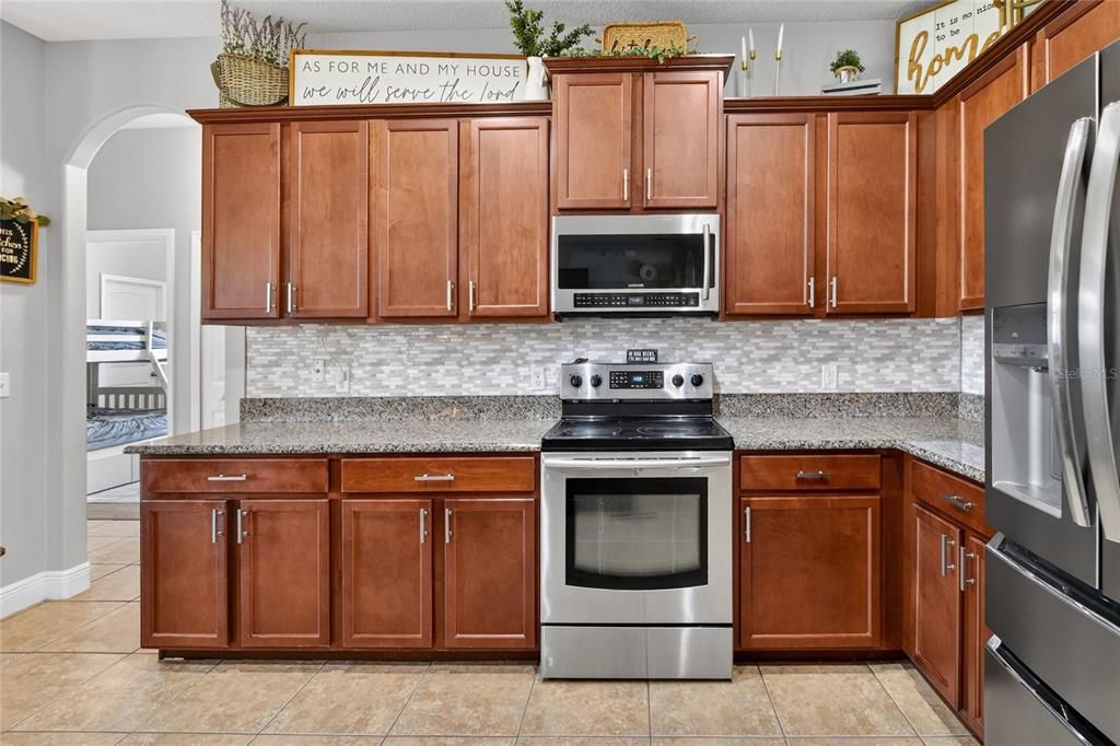 For Sale: $409,900 (4 beds, 2 baths, 2486 Square Feet)