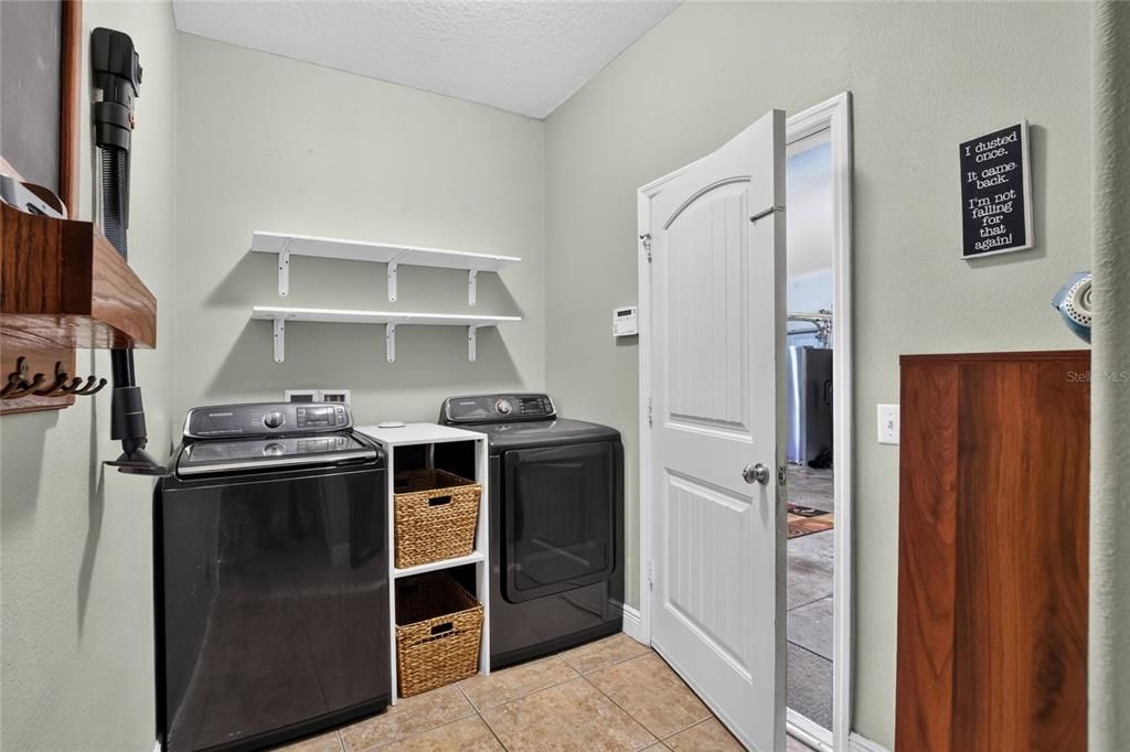 For Sale: $409,900 (4 beds, 2 baths, 2486 Square Feet)