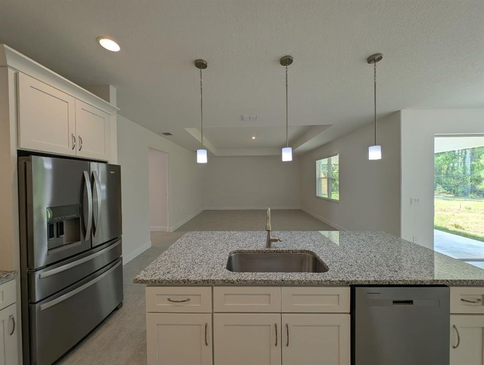 For Sale: $369,900 (3 beds, 2 baths, 2149 Square Feet)