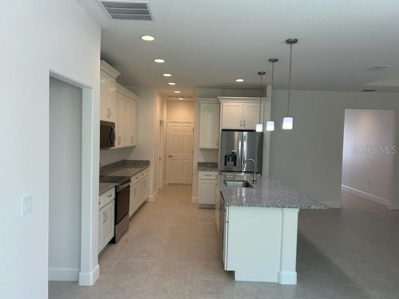 For Sale: $369,900 (3 beds, 2 baths, 2149 Square Feet)