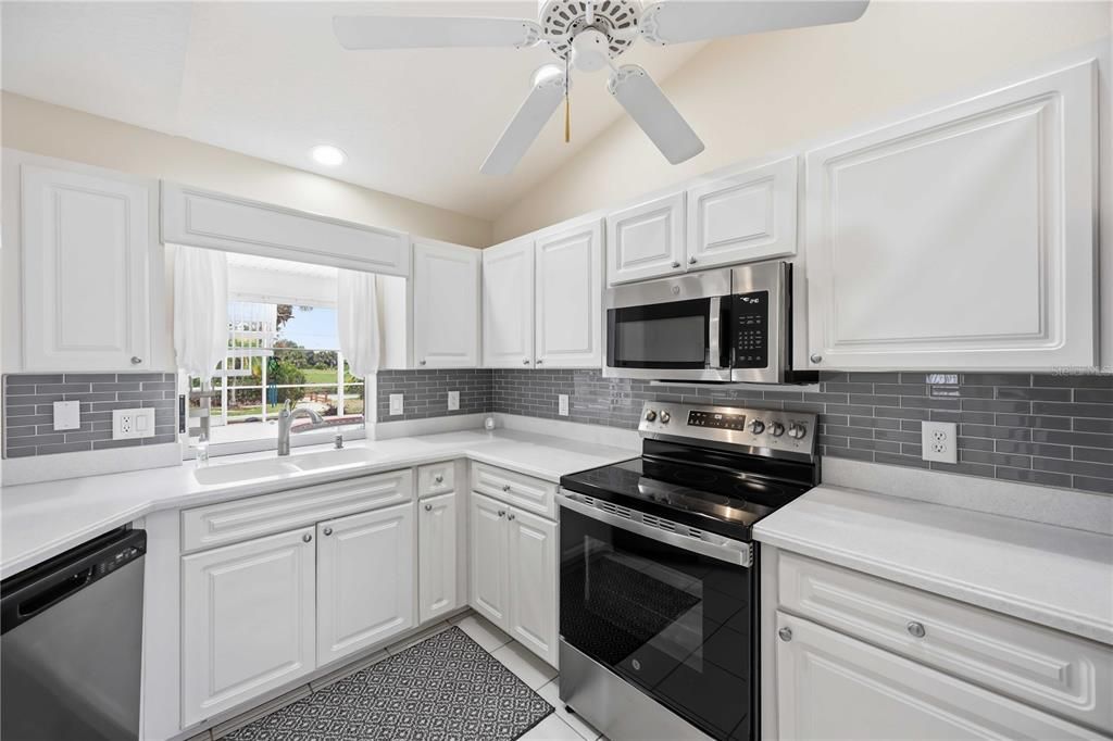 For Rent: $3,200 (4 beds, 3 baths, 2609 Square Feet)