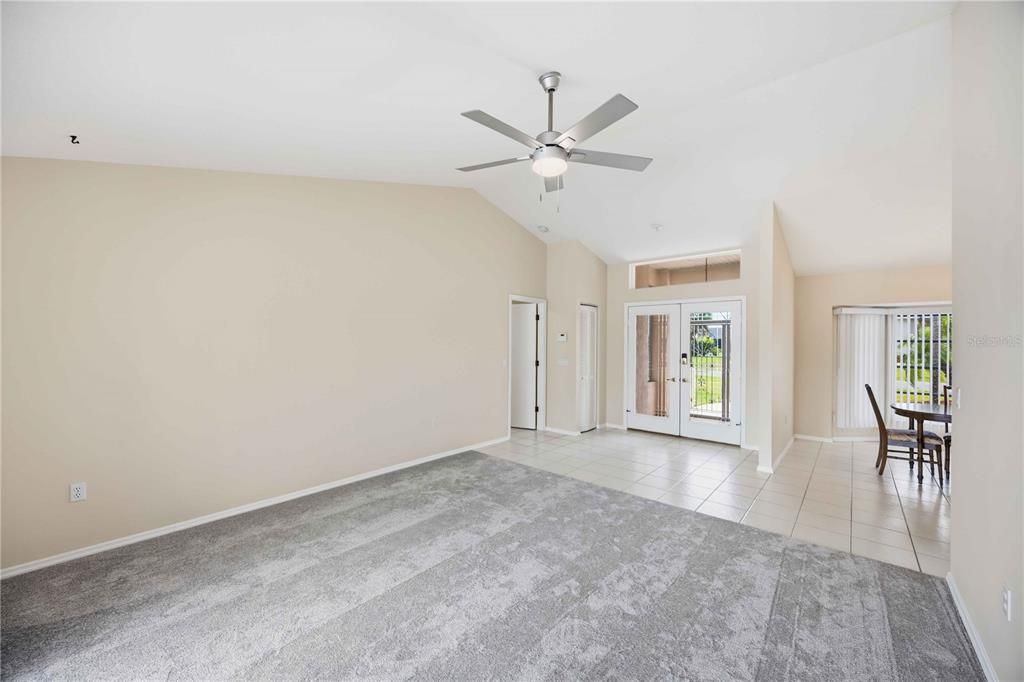 For Rent: $3,200 (4 beds, 3 baths, 2609 Square Feet)