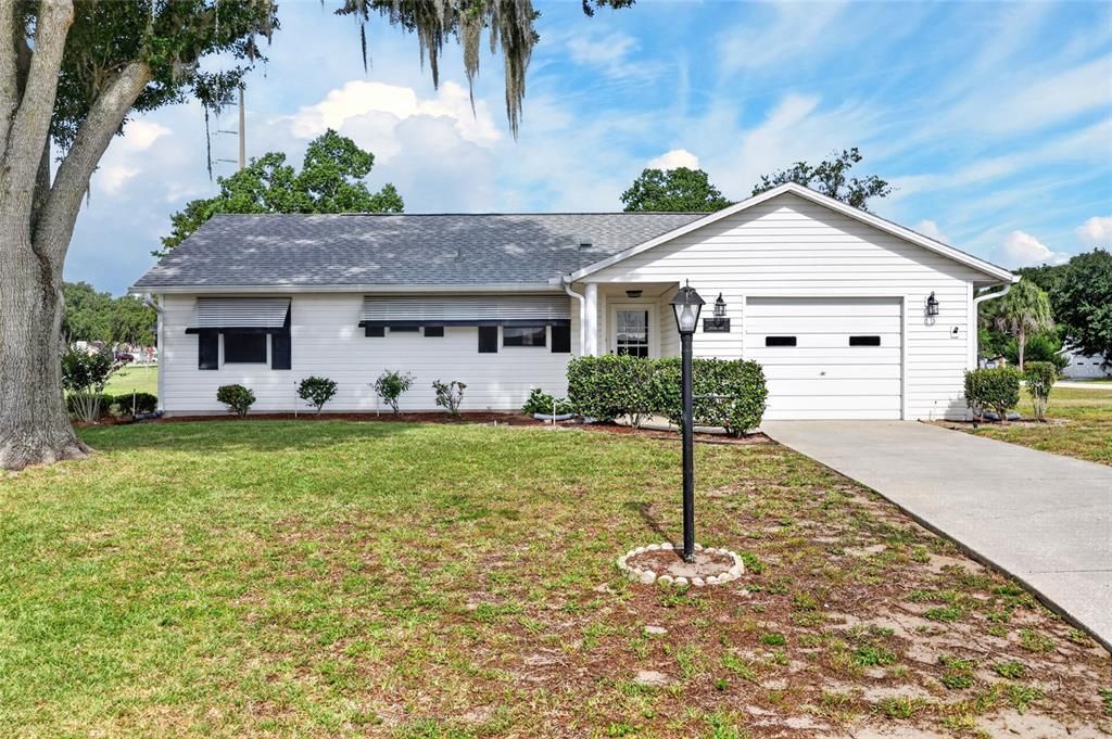 For Sale: $185,000 (2 beds, 2 baths, 1200 Square Feet)