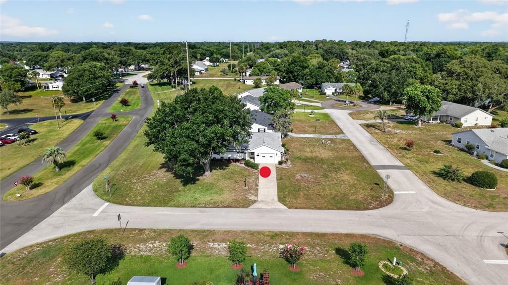 For Sale: $185,000 (2 beds, 2 baths, 1200 Square Feet)