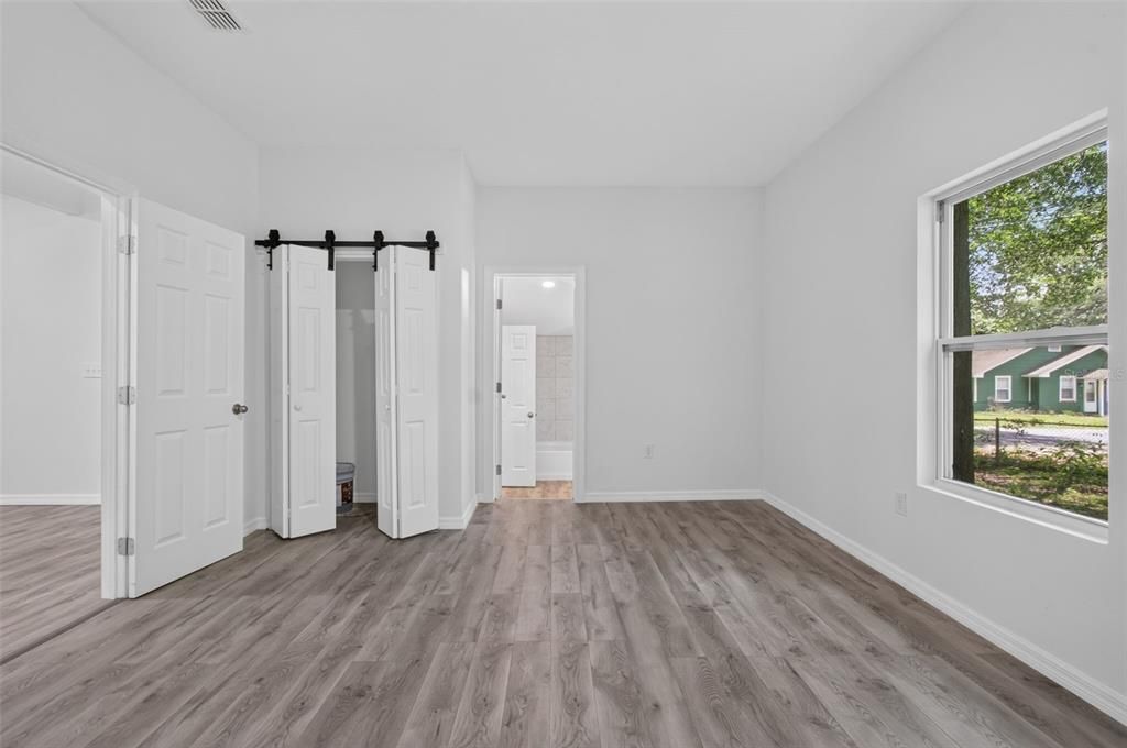 For Sale: $209,000 (3 beds, 2 baths, 1582 Square Feet)