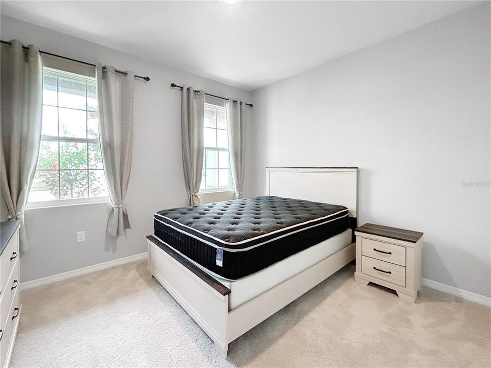 For Sale: $424,900 (3 beds, 2 baths, 1844 Square Feet)