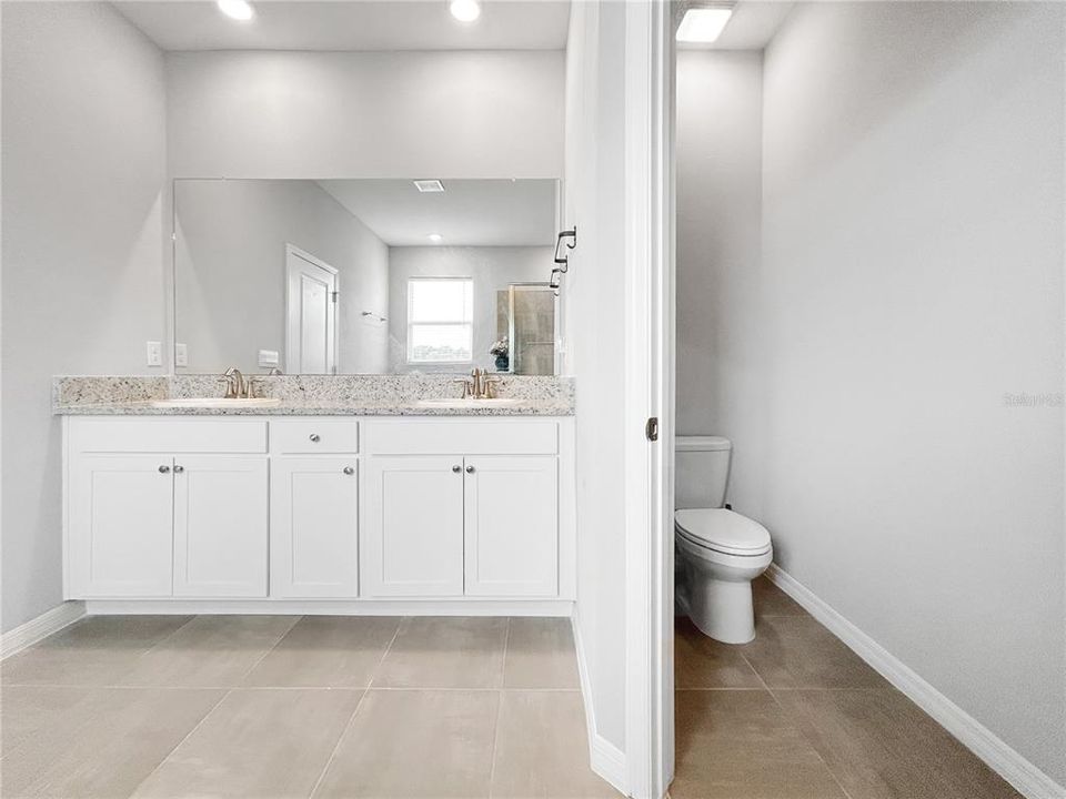 For Sale: $424,900 (3 beds, 2 baths, 1844 Square Feet)
