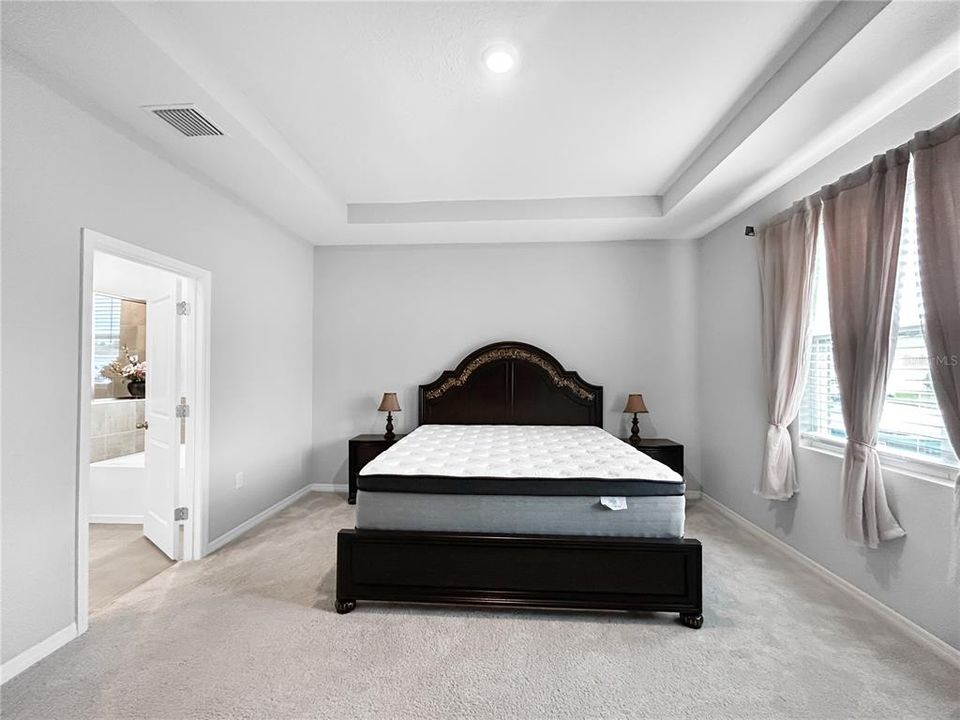 For Sale: $424,900 (3 beds, 2 baths, 1844 Square Feet)