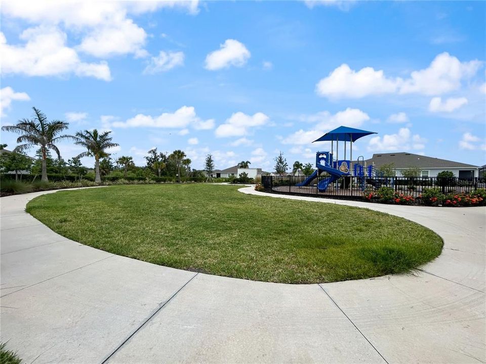For Sale: $424,900 (3 beds, 2 baths, 1844 Square Feet)