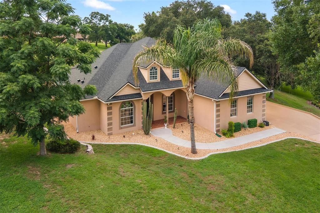For Sale: $647,500 (3 beds, 2 baths, 2698 Square Feet)