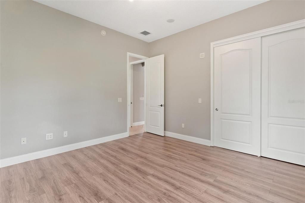 For Sale: $647,500 (3 beds, 2 baths, 2698 Square Feet)