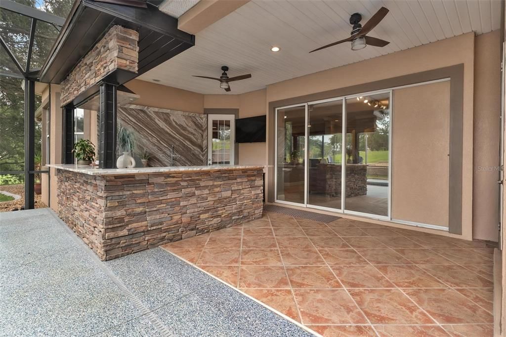 For Sale: $647,500 (3 beds, 2 baths, 2698 Square Feet)