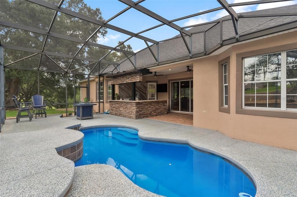 For Sale: $647,500 (3 beds, 2 baths, 2698 Square Feet)