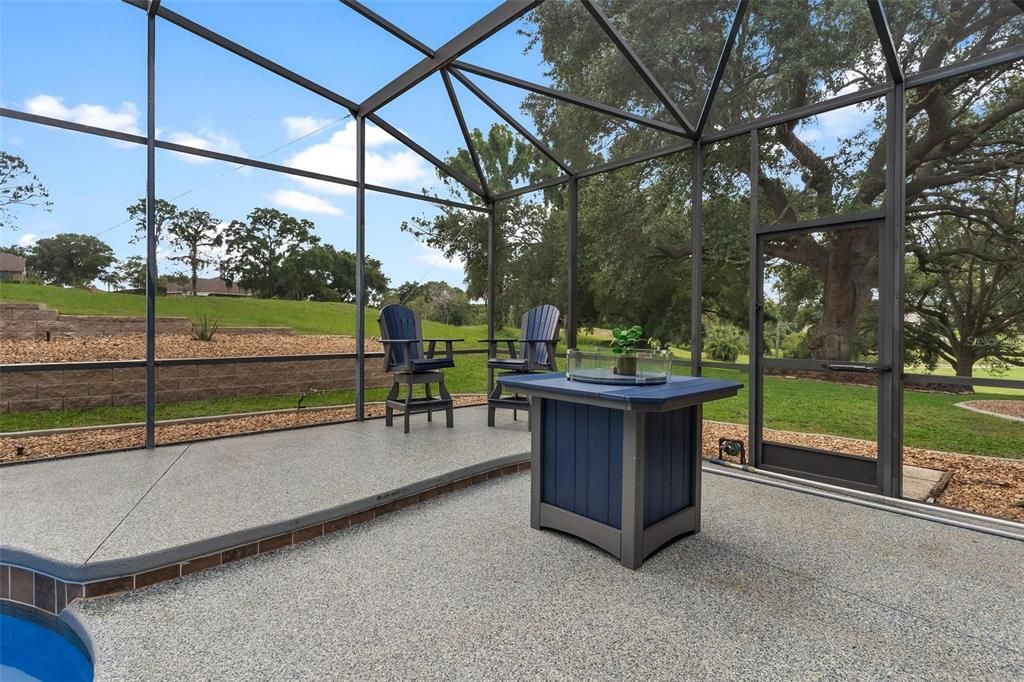 For Sale: $647,500 (3 beds, 2 baths, 2698 Square Feet)