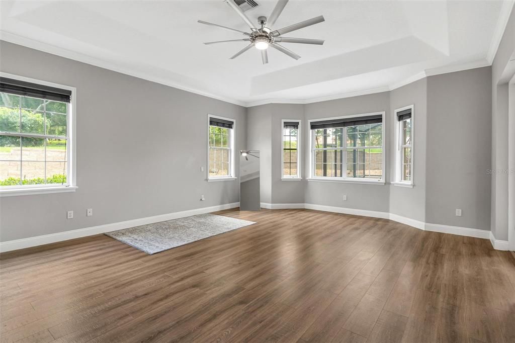 For Sale: $647,500 (3 beds, 2 baths, 2698 Square Feet)
