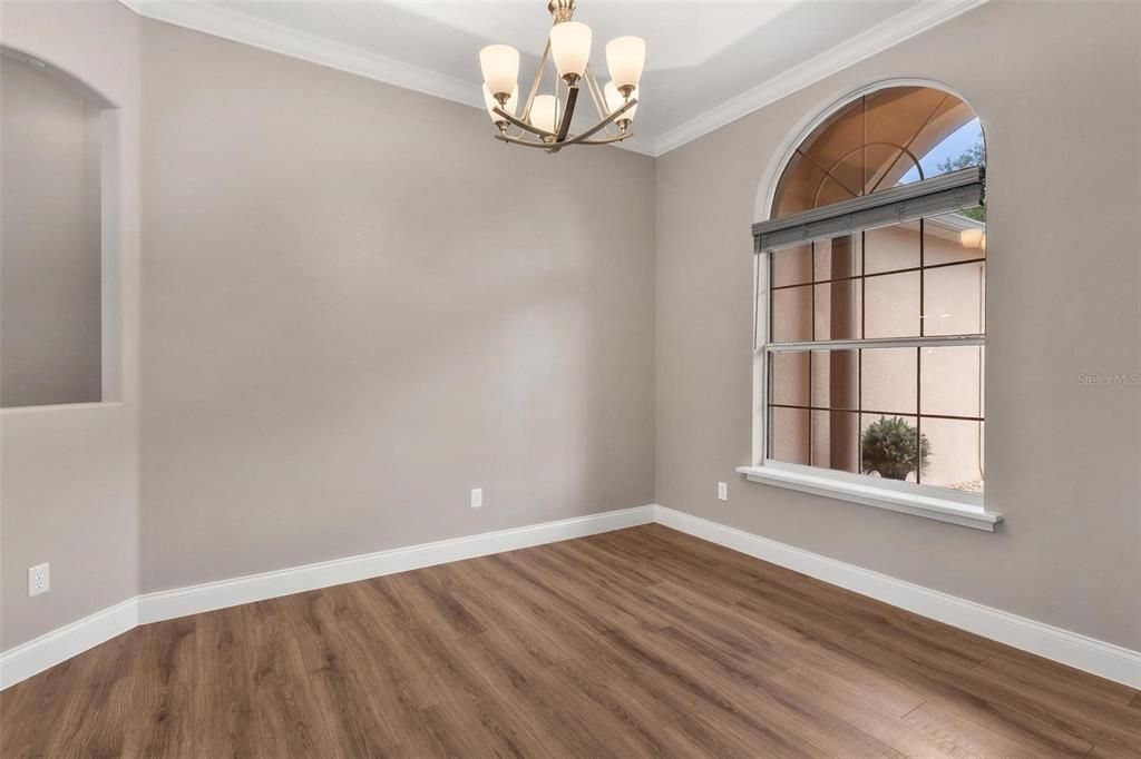 For Sale: $647,500 (3 beds, 2 baths, 2698 Square Feet)