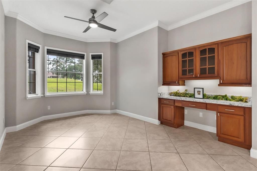 For Sale: $647,500 (3 beds, 2 baths, 2698 Square Feet)