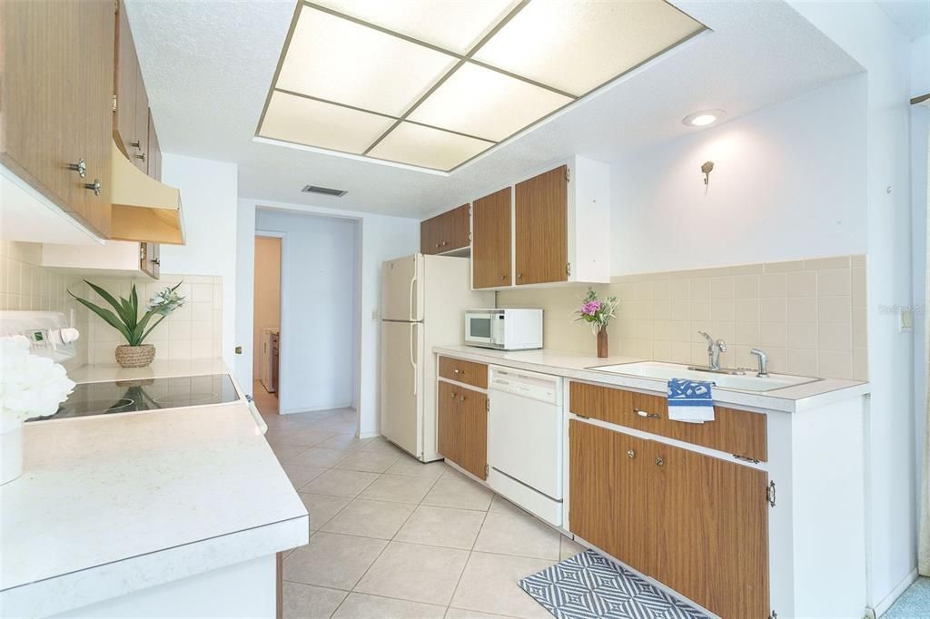 En Venta: $375,000 (2 camas, 2 baños, 1564 Pies cuadrados)