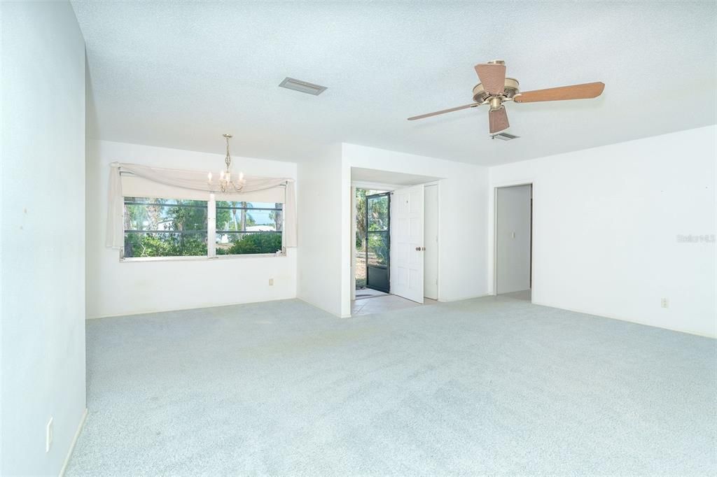 En Venta: $375,000 (2 camas, 2 baños, 1564 Pies cuadrados)