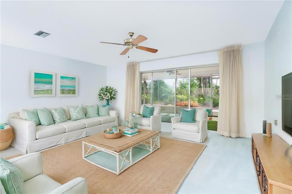 En Venta: $375,000 (2 camas, 2 baños, 1564 Pies cuadrados)