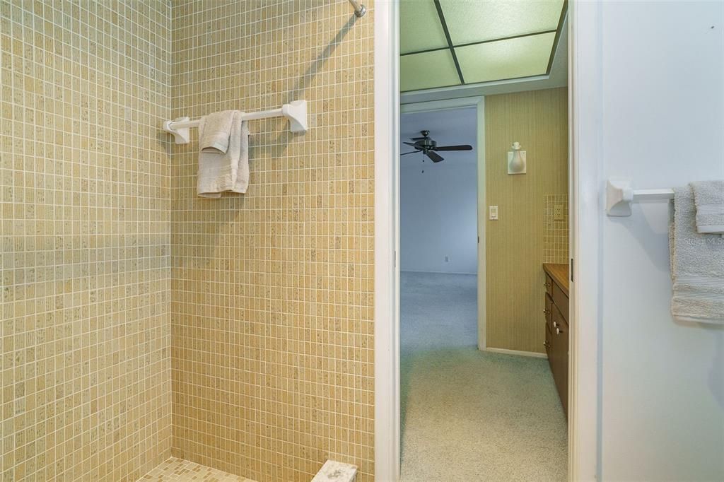 En Venta: $375,000 (2 camas, 2 baños, 1564 Pies cuadrados)