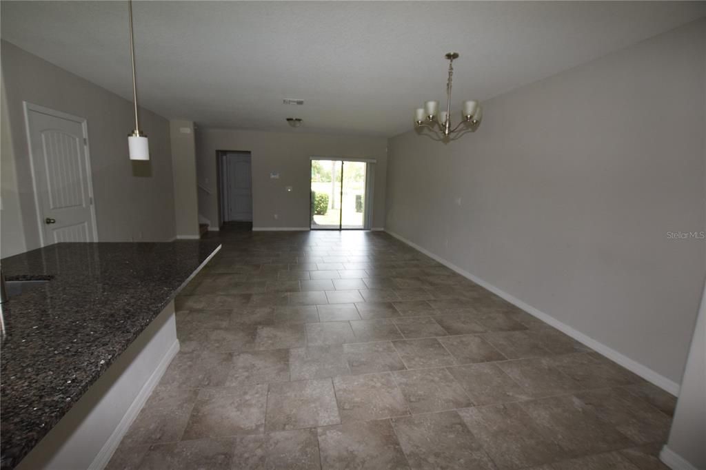 В аренду: $2,500 (3 спален, 2 ванн, 1624 Квадратных фут)