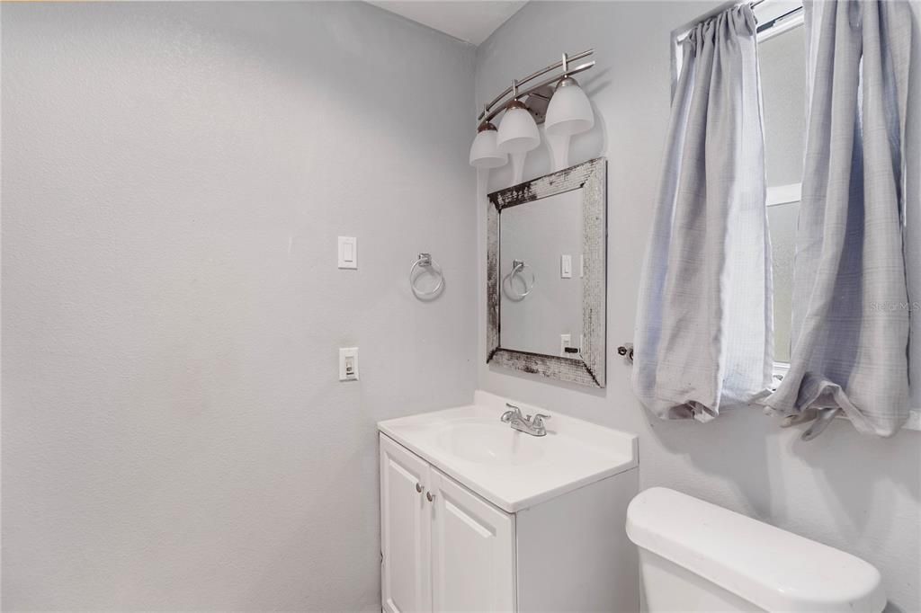 En Venta: $299,900 (3 camas, 2 baños, 1288 Pies cuadrados)