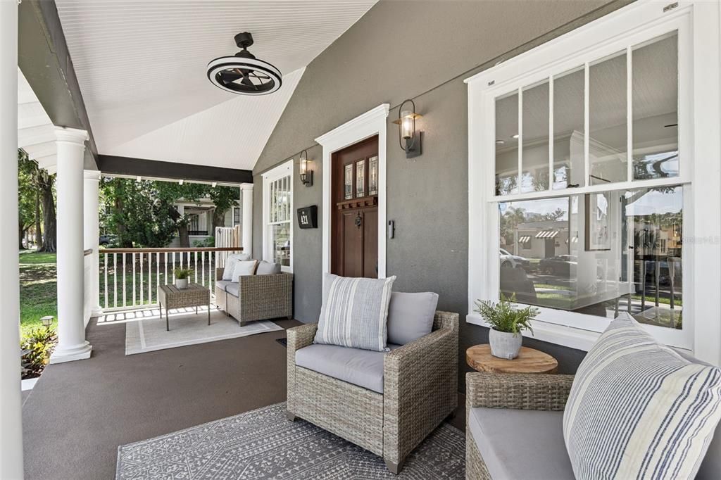 En Venta: $824,900 (4 camas, 2 baños, 2181 Pies cuadrados)