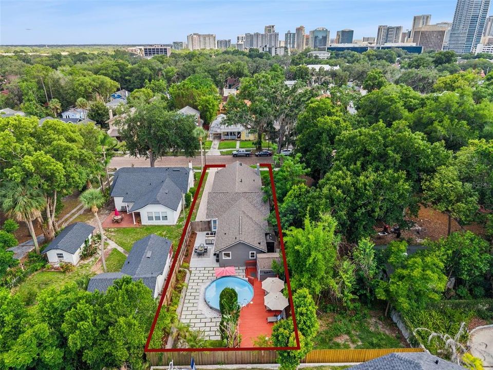 En Venta: $824,900 (4 camas, 2 baños, 2181 Pies cuadrados)