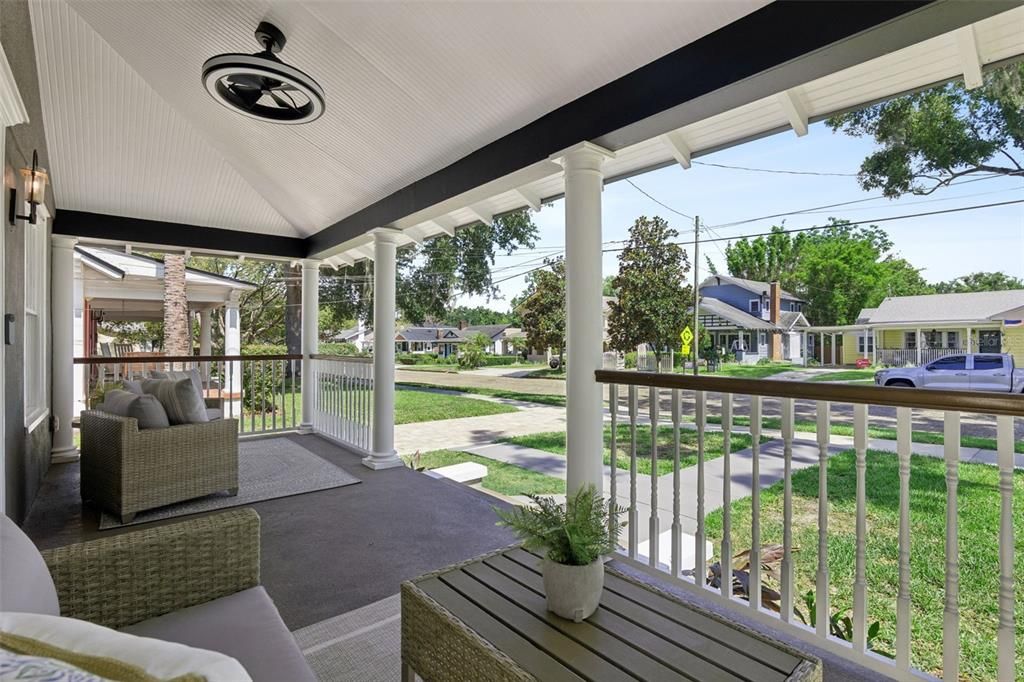 En Venta: $824,900 (4 camas, 2 baños, 2181 Pies cuadrados)
