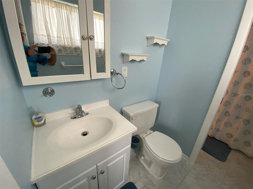 For Rent: $1,550 (2 beds, 1 baths, 912 Square Feet)