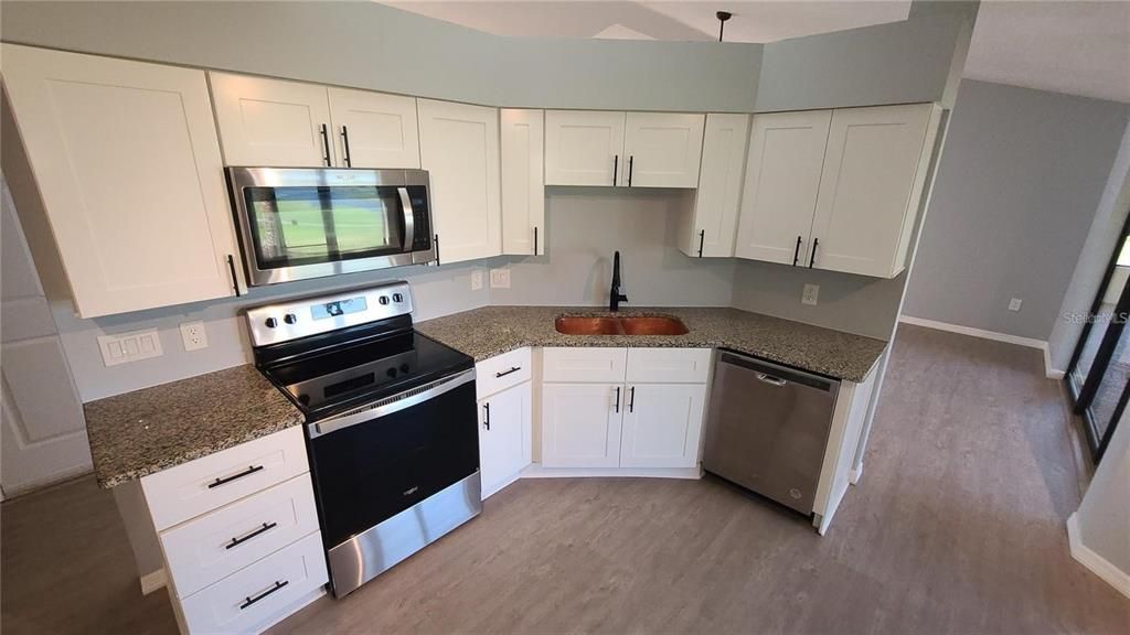 For Rent: $2,600 (3 beds, 2 baths, 2308 Square Feet)