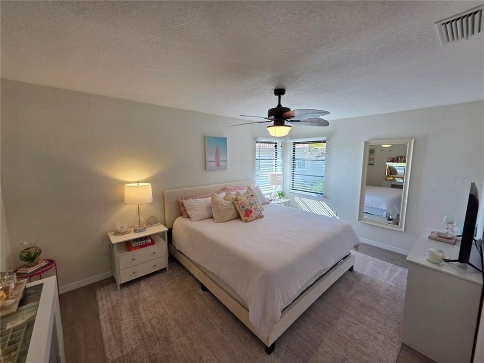 For Rent: $2,600 (3 beds, 2 baths, 2308 Square Feet)