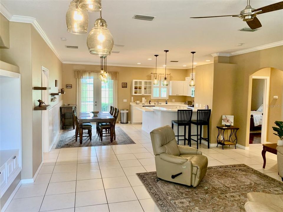 For Rent: $4,000 (3 beds, 2 baths, 1635 Square Feet)