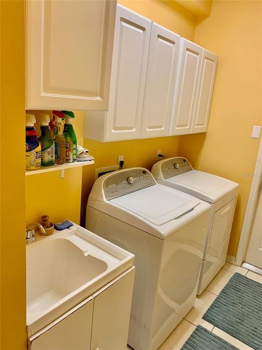 For Rent: $4,000 (3 beds, 2 baths, 1635 Square Feet)
