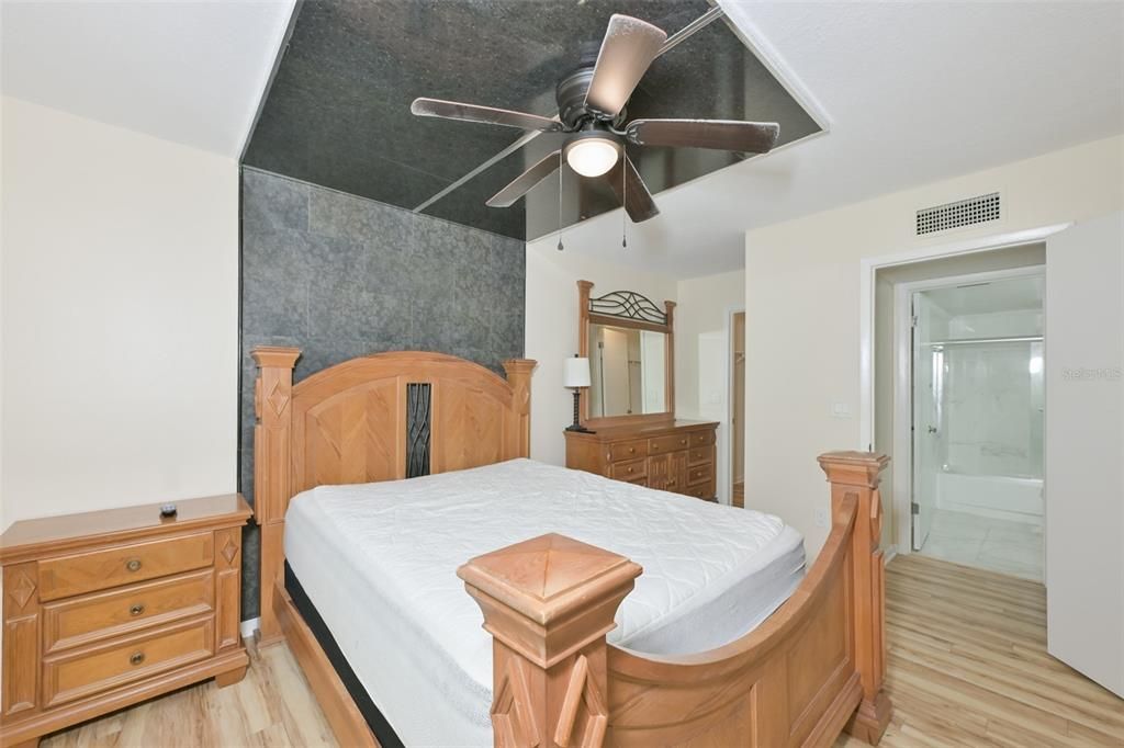En Renta: $1,295 (1 camas, 1 baños, 690 Pies cuadrados)