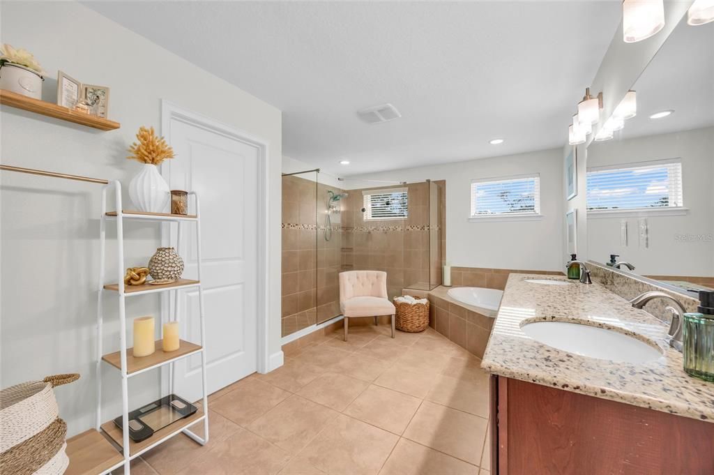 For Sale: $697,500 (4 beds, 3 baths, 3106 Square Feet)