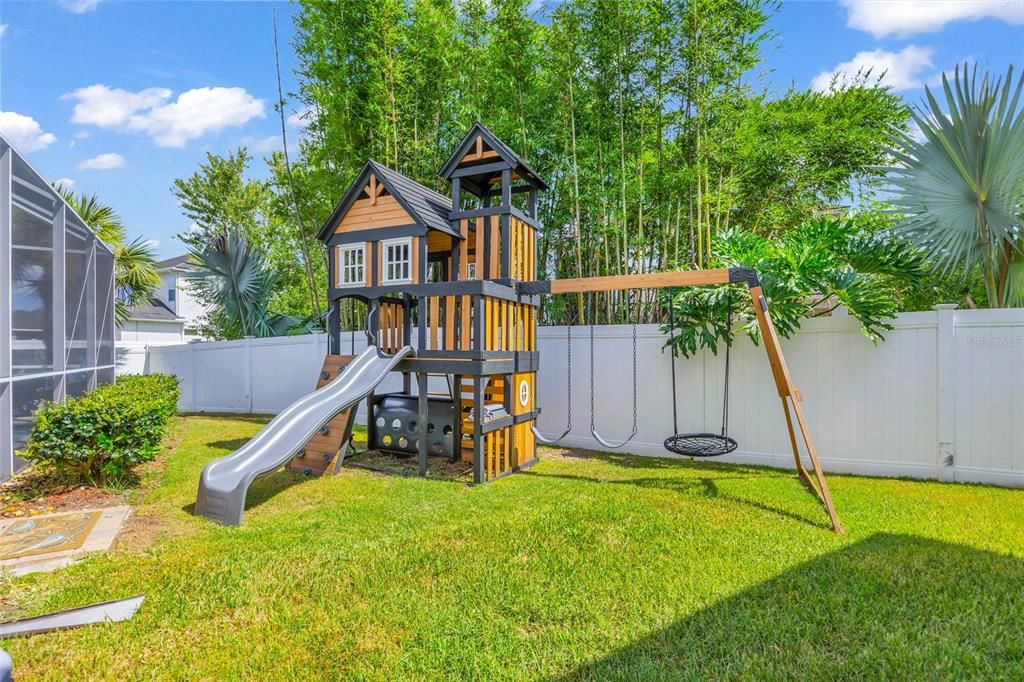 For Sale: $697,500 (4 beds, 3 baths, 3106 Square Feet)