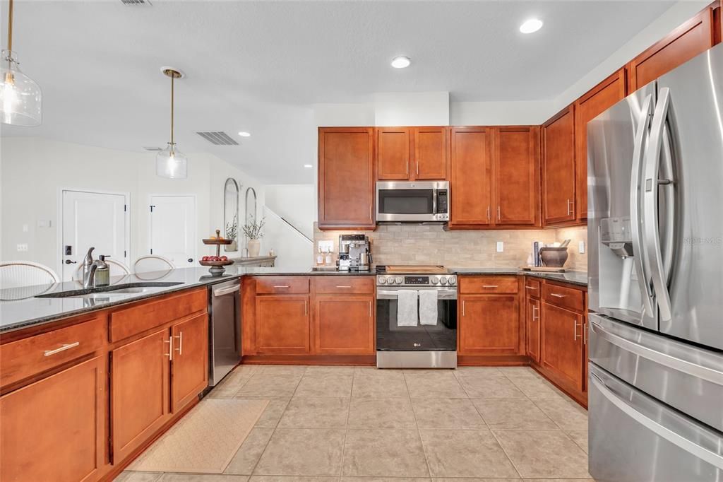 For Sale: $697,500 (4 beds, 3 baths, 3106 Square Feet)