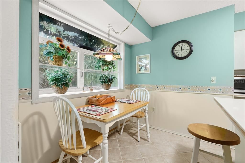 For Rent: $2,350 (2 beds, 2 baths, 1651 Square Feet)
