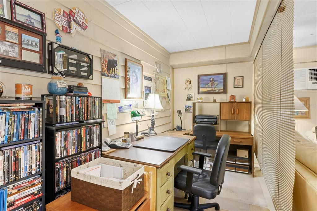 For Rent: $2,350 (2 beds, 2 baths, 1651 Square Feet)