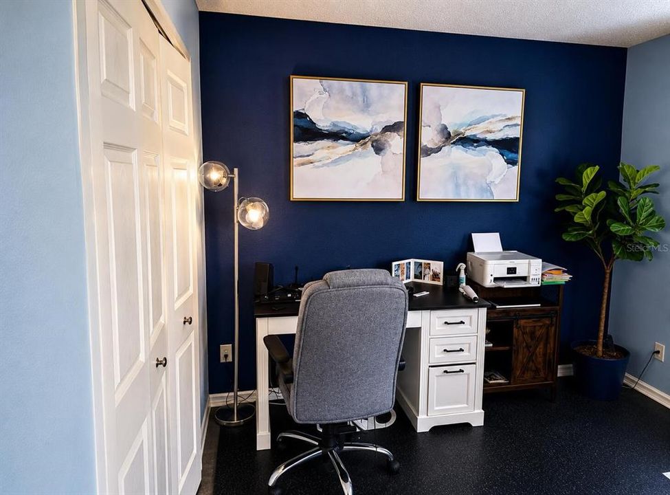 For Sale: $425,000 (4 beds, 2 baths, 1649 Square Feet)