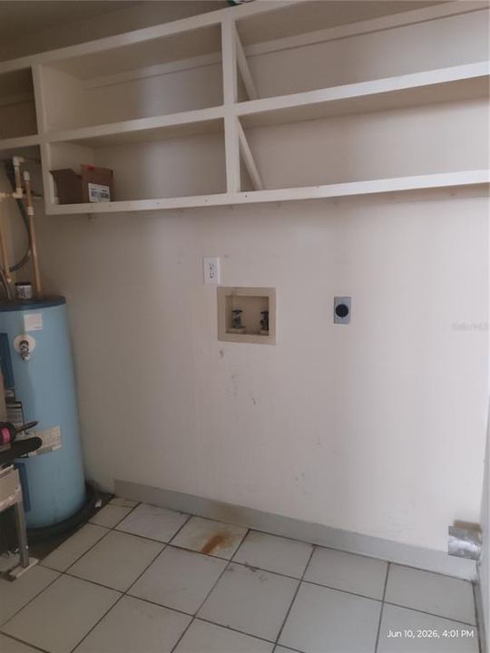В аренду: $1,650 (3 спален, 1 ванн, 1232 Квадратных фут)