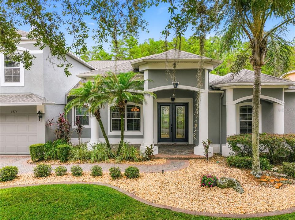 For Sale: $885,000 (5 beds, 3 baths, 4514 Square Feet)