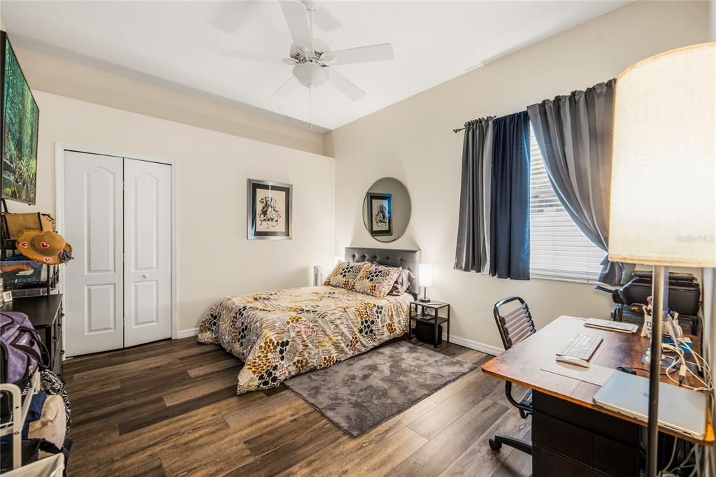 For Sale: $885,000 (5 beds, 3 baths, 4514 Square Feet)