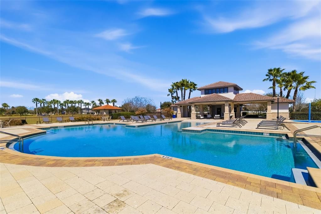 На продажу: $365,000 (4 спален, 2 ванн, 1834 Квадратных фут)