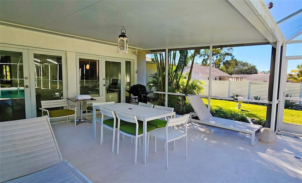 For Sale: $750,000 (4 beds, 3 baths, 2250 Square Feet)