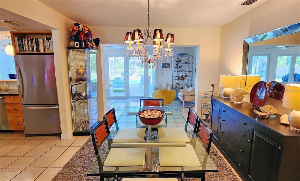 For Sale: $750,000 (4 beds, 3 baths, 2250 Square Feet)