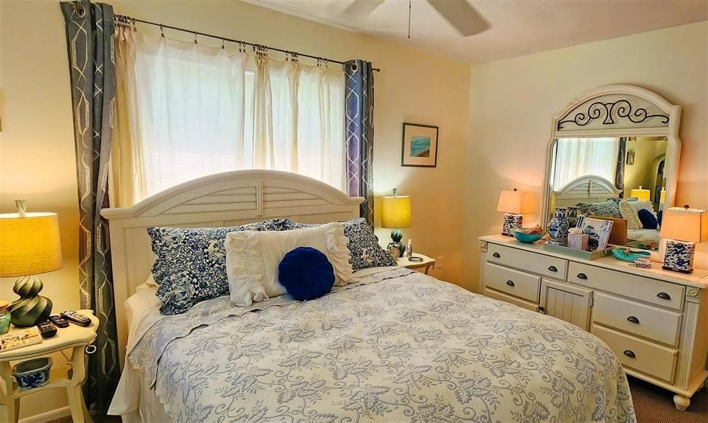 For Sale: $750,000 (4 beds, 3 baths, 2250 Square Feet)